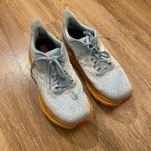 Good condition HOKA Women’s Clifton Running Sneakers Size 7